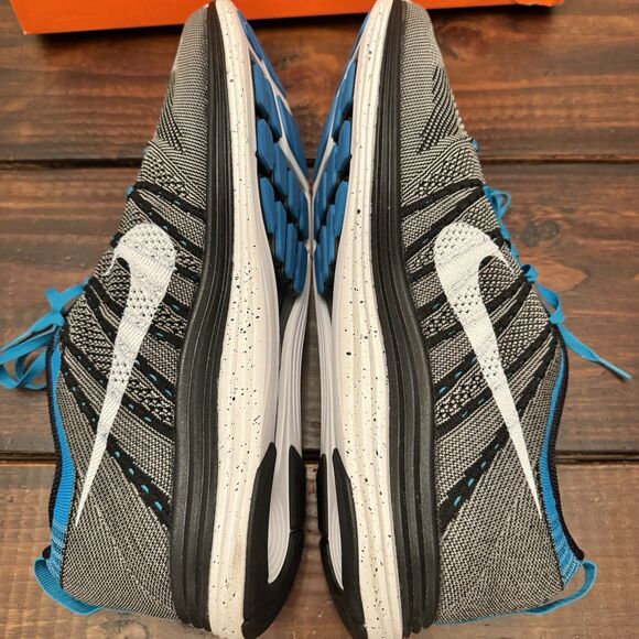 Nike Flyknit Lunar 1+ Running Shoes - Picture 6 of 12